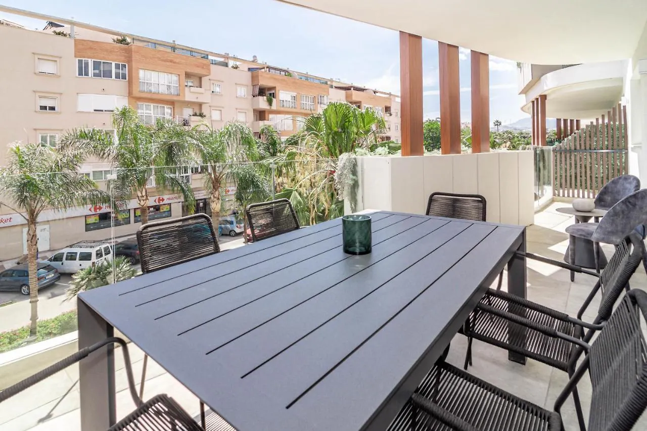 Inf32L- Modern City Apartment, Families Only Estepona Apartment