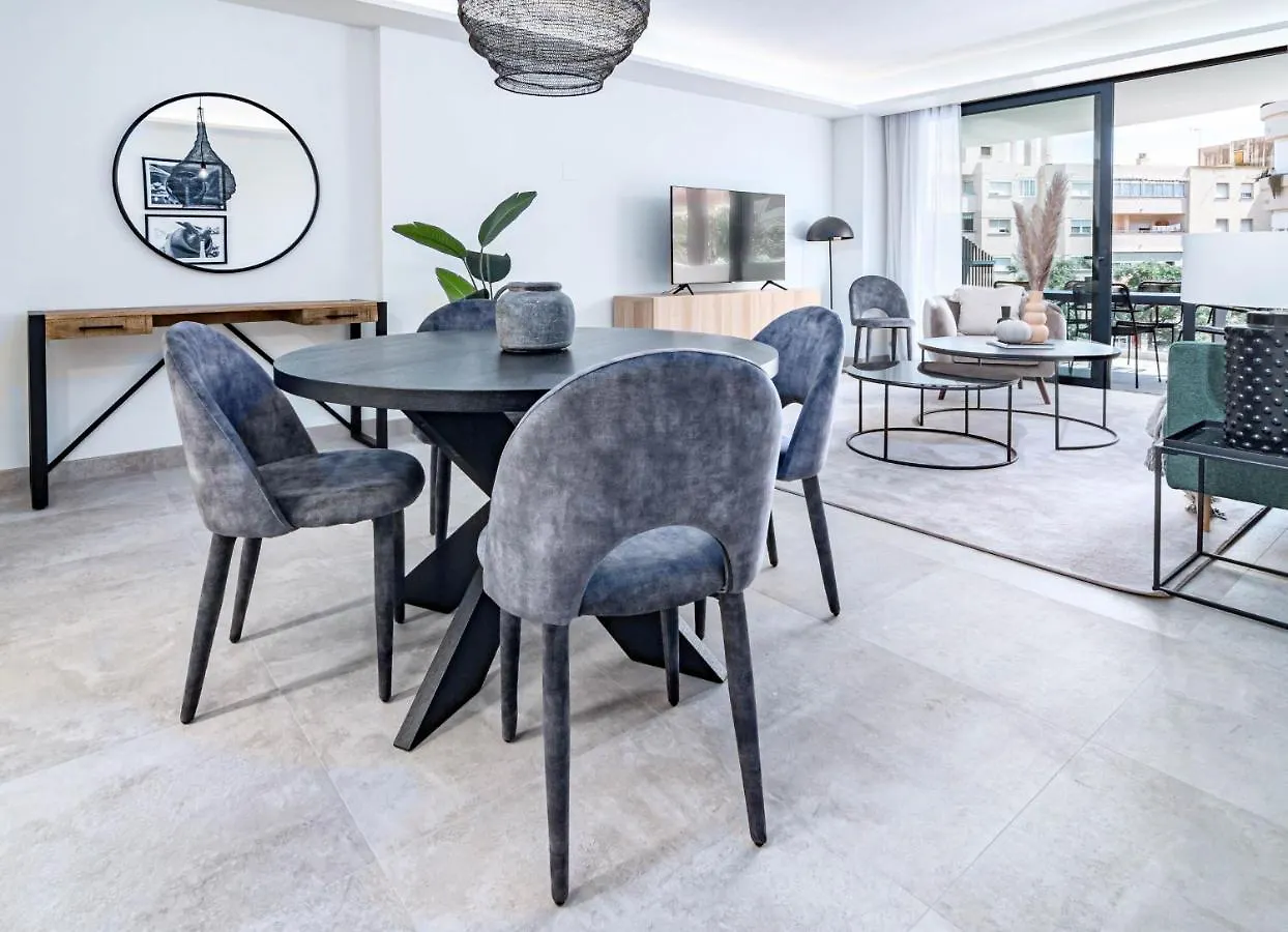 Apartment Inf32L- Modern City Apartment, Families Only Estepona
