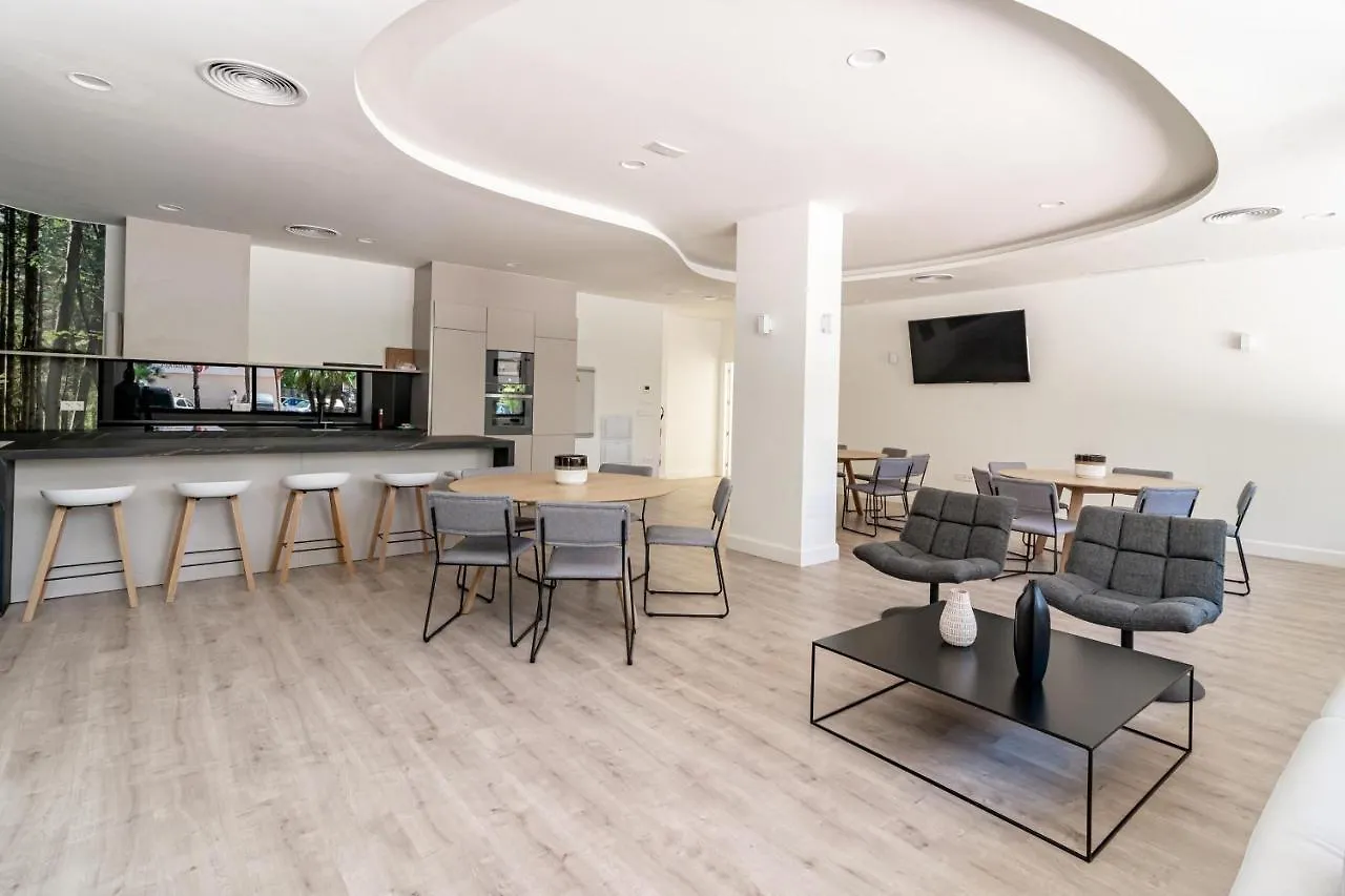 Apartment Inf32L- Modern City Apartment, Families Only Estepona