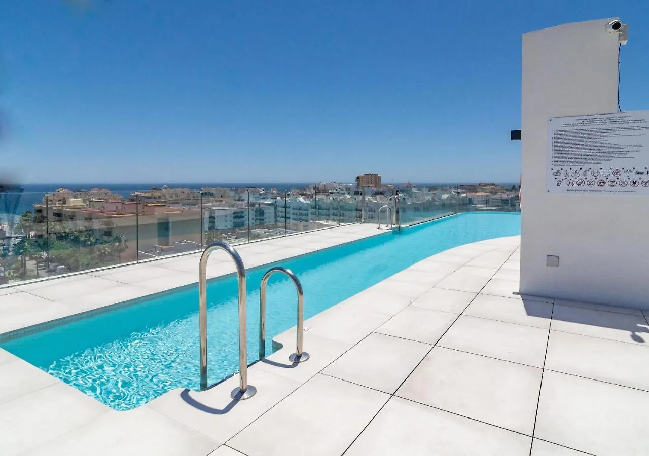 Inf32L- Modern City Apartment, Families Only Estepona